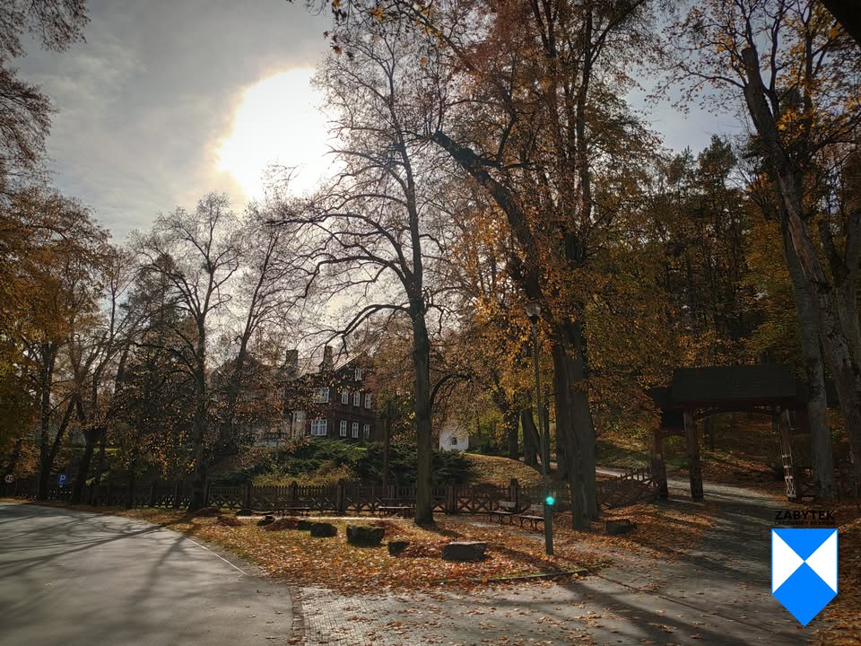 Jak Roztoczański Park Narodowy chroni zabytki Zwierzyńca?